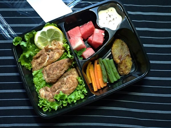 What's the Ideal Caloric Intake for a Growing Great Dane Puppy?